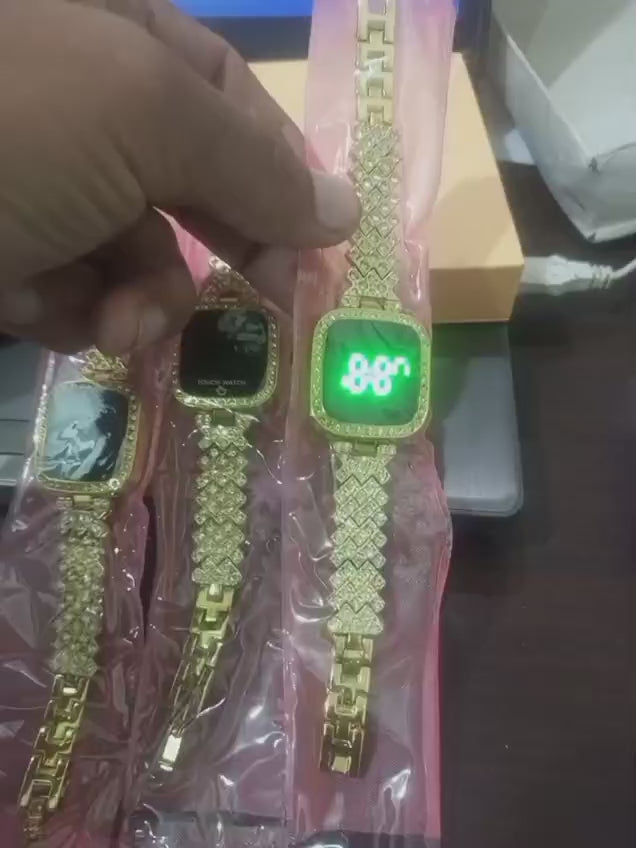 Chic Womens Digital Display Watch With Elegant Bracelet Strap Stylish Design Clear Screen Comfortable Wear Perfect For Daily And Formal Use without box